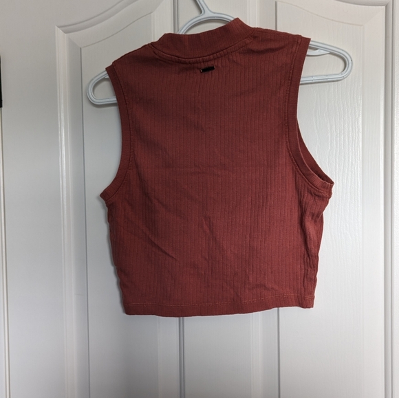 FWP Roxy Mockneck Crop Top Size Small - Picture 4 of 5
